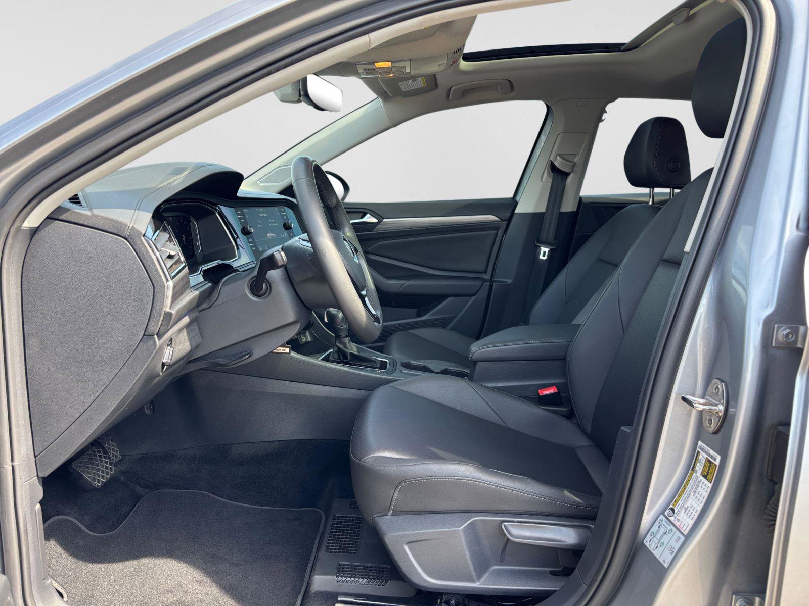 Used 2020 Volkswagen Jetta SEL FWD image 10