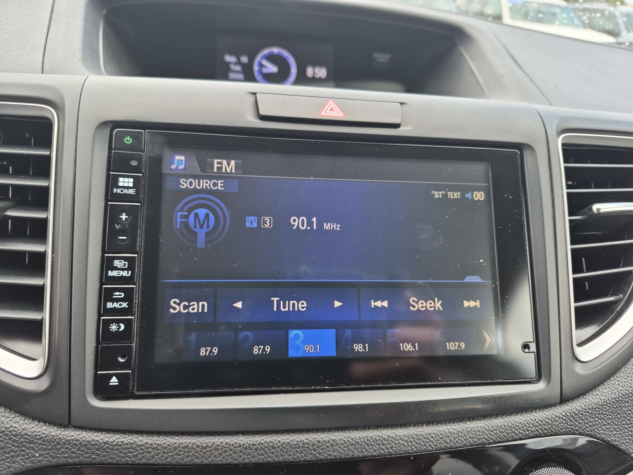 Used 2015 Honda CR-V EX-L image 18