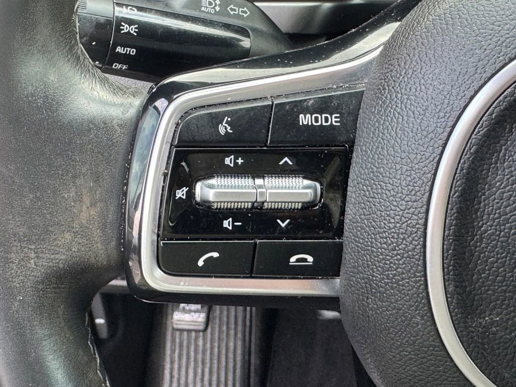 Used 2023 Kia Sorento S w/ Panoramic Sunroof Package image 23
