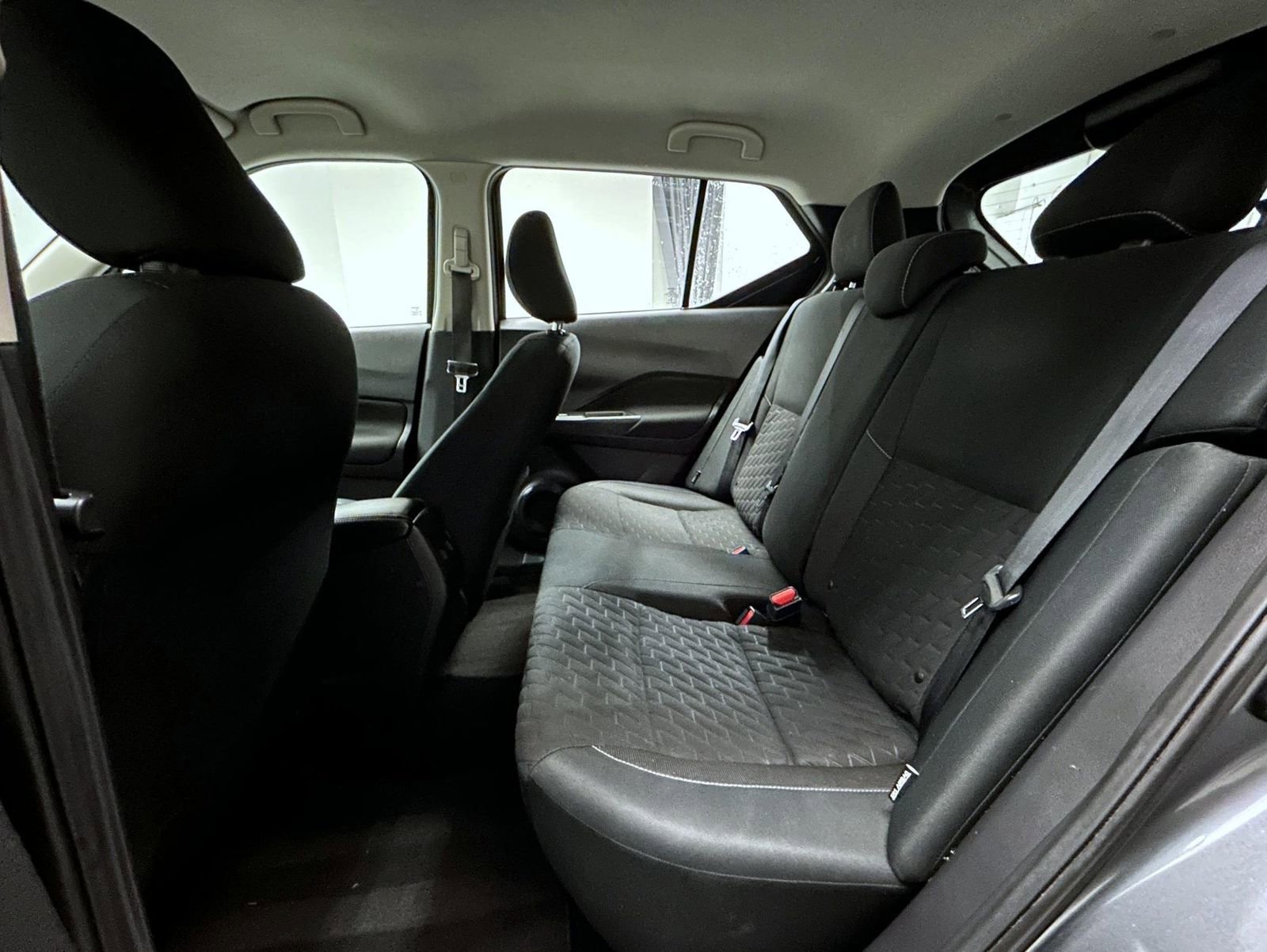 Used 2021 Nissan Kicks SV image 19