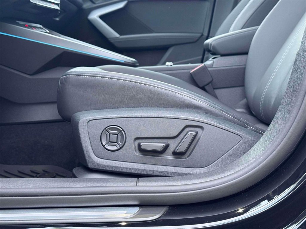 Used 2025 Audi A3 2.0T Premium image 9