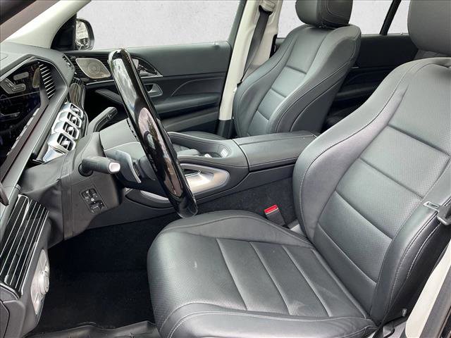 Used 2024 Mercedes-Benz GLS 450 4MATIC image 12