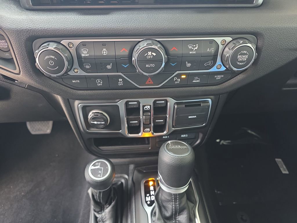 New 2026 Jeep Gladiator Sport image 8