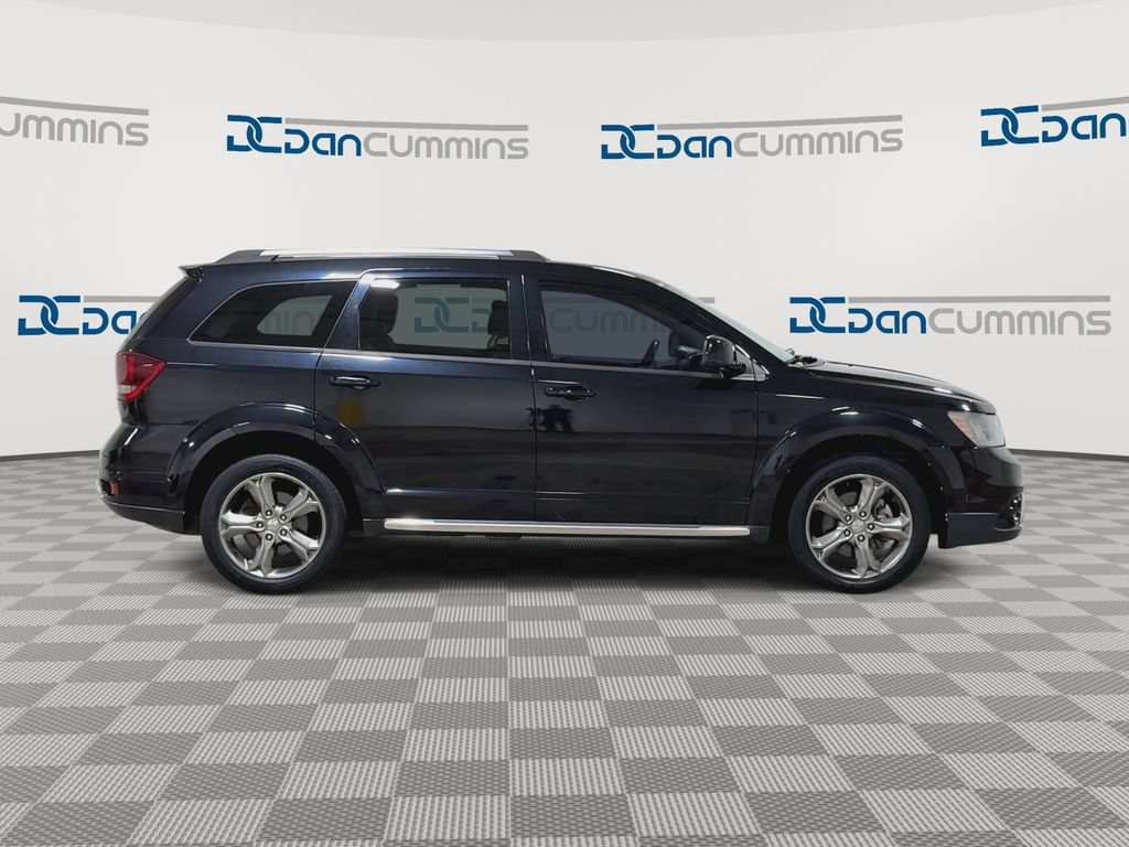 Used 2017 Dodge Journey Crossroad FWD image 9