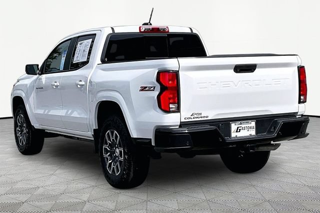 Used 2025 Chevrolet Colorado Z71 AWD/4WD image 4