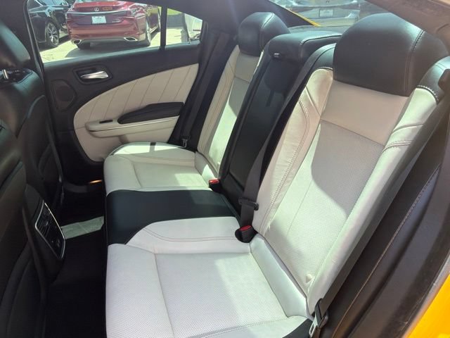 Used 2017 Dodge Charger R/T w/ Plus Group RWD image 32