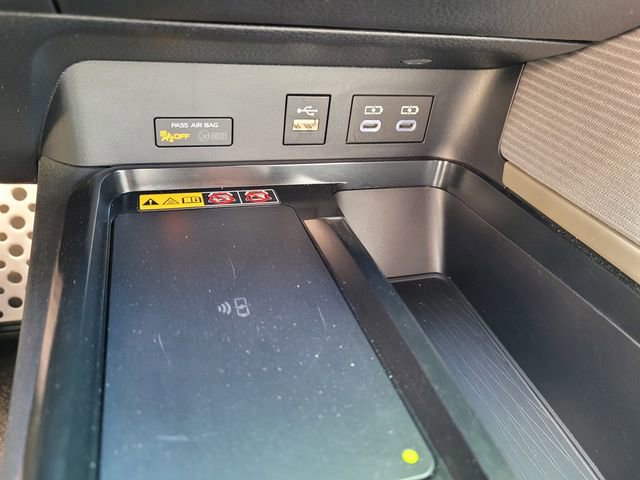 Used 2025 Toyota Camry SE image 20