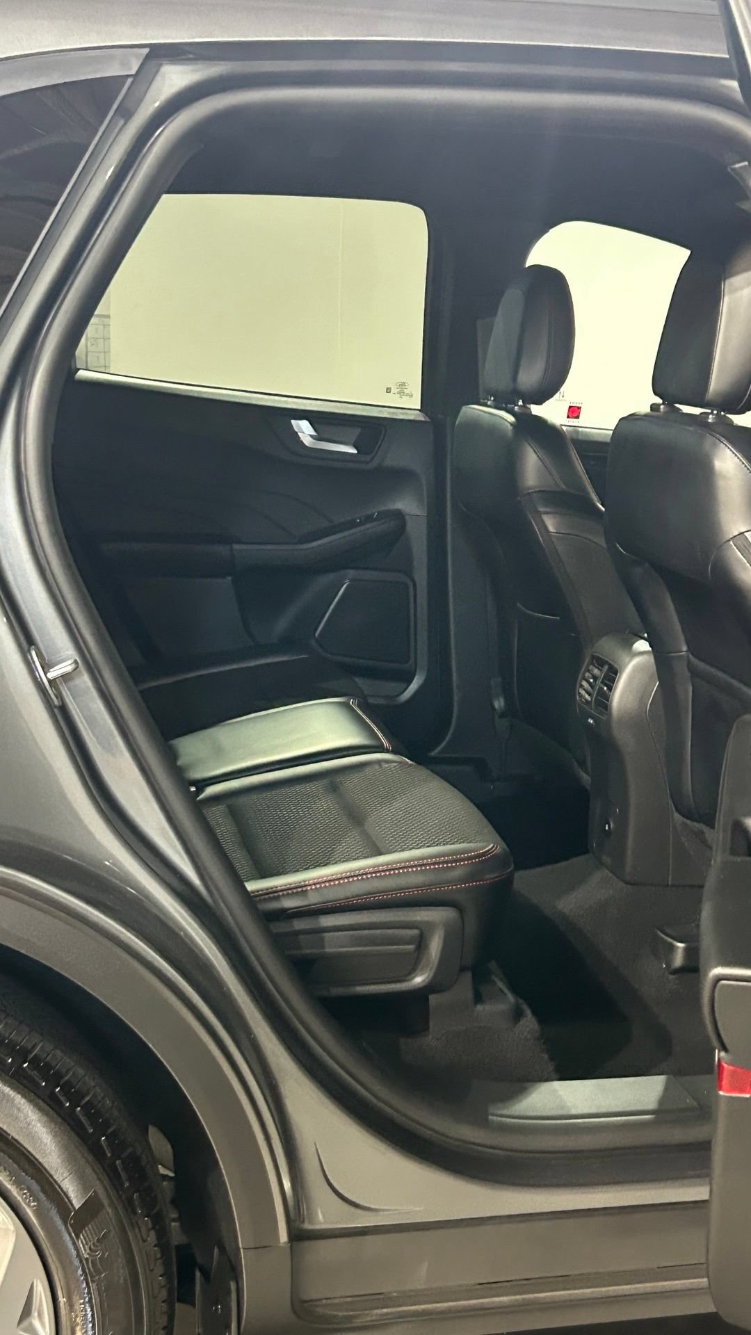 Used 2025 Ford Escape ST-Line AWD/4WD image 51