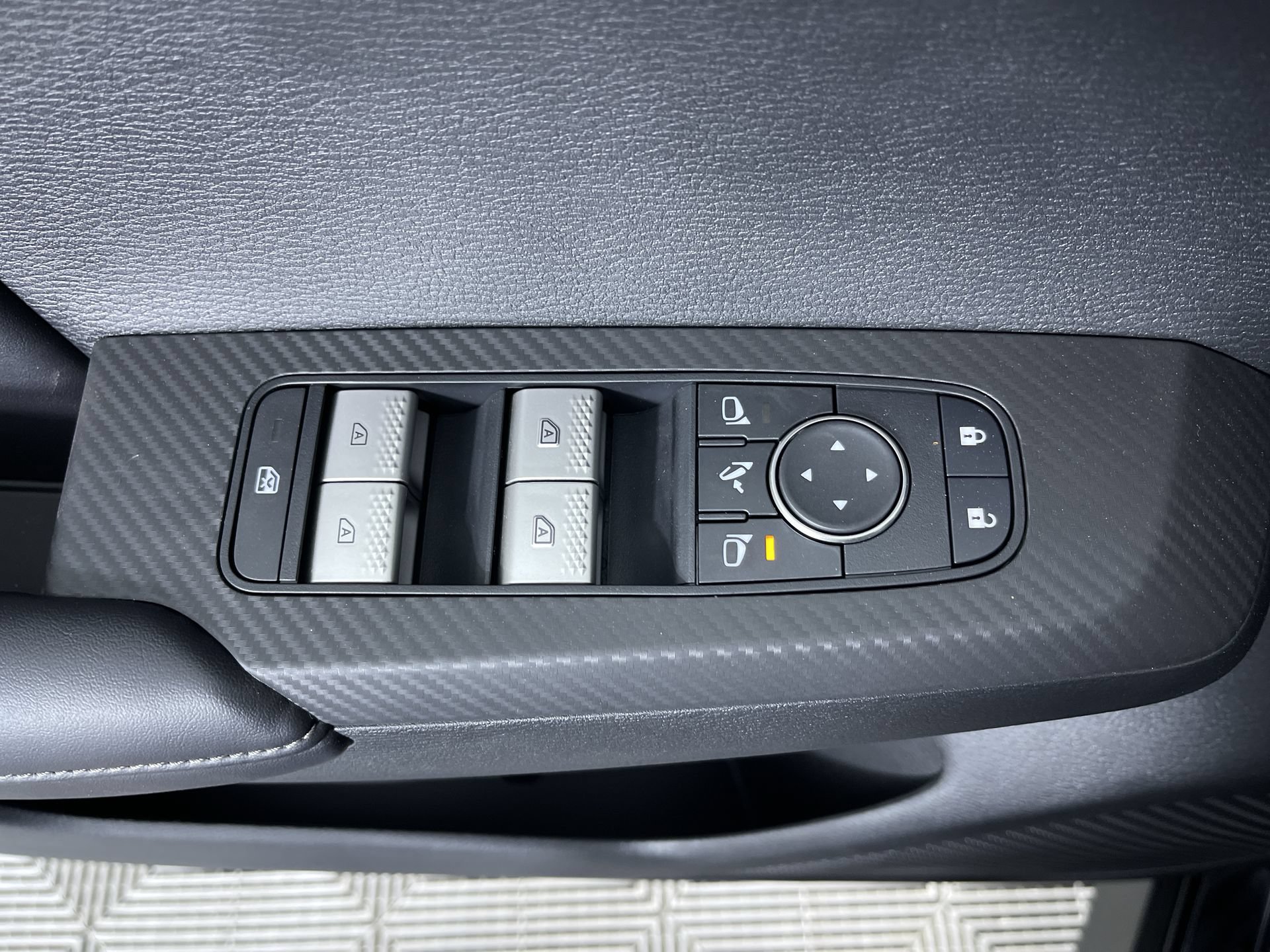 New 2026 Nissan Rogue SL AWD/4WD image 14