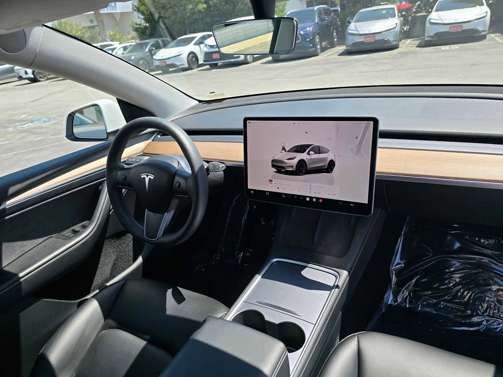 Used 2023 Tesla Model Y AWD image 12