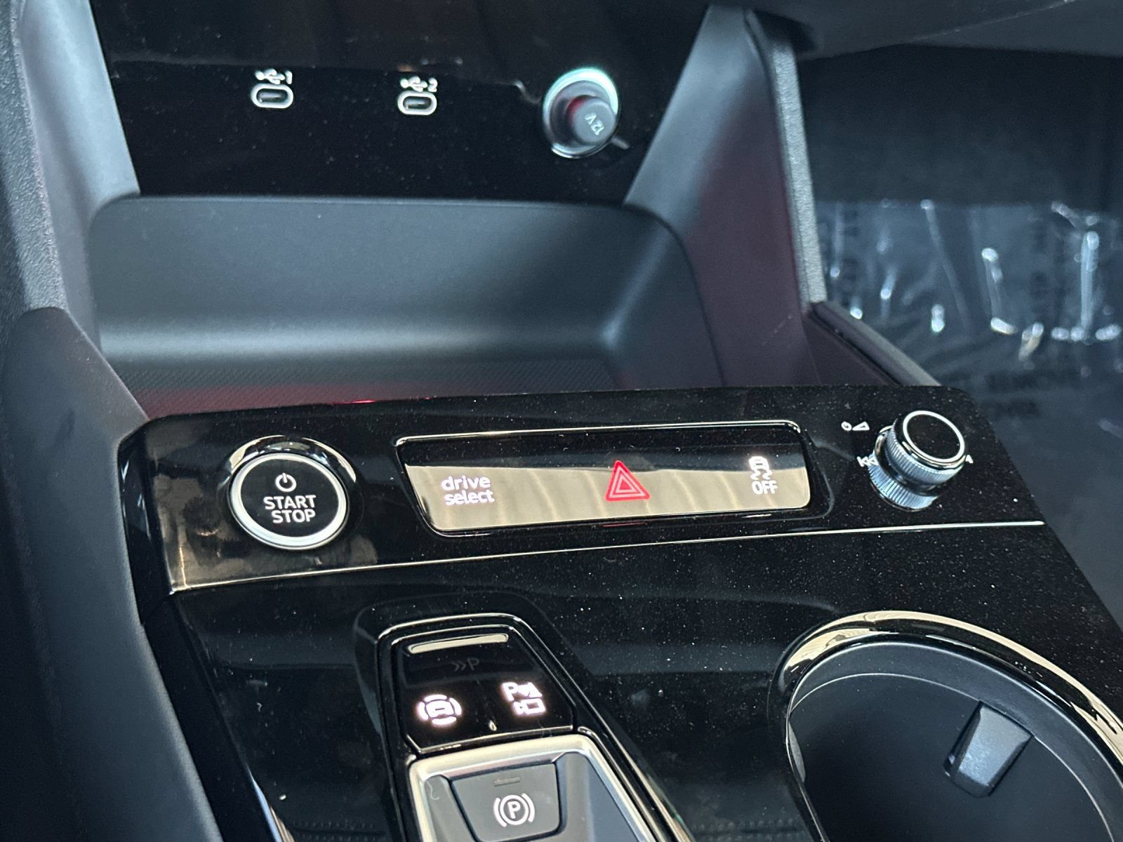 New 2027 Audi Q6 e-tron Premium Plus AWD/4WD image 20