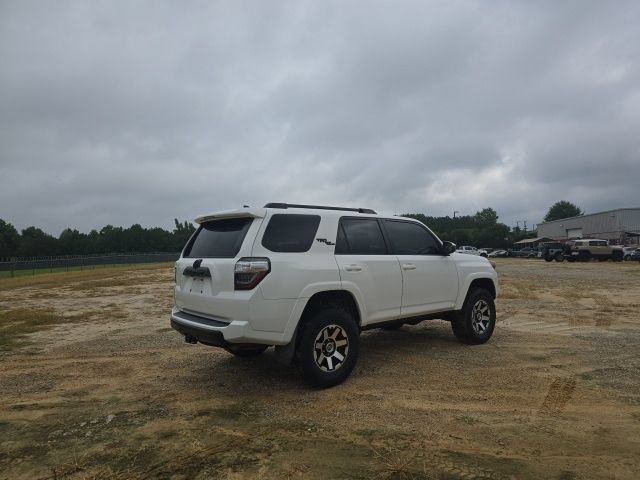 Used 2019 Toyota 4Runner TRD Off-Road AWD/4WD image 9