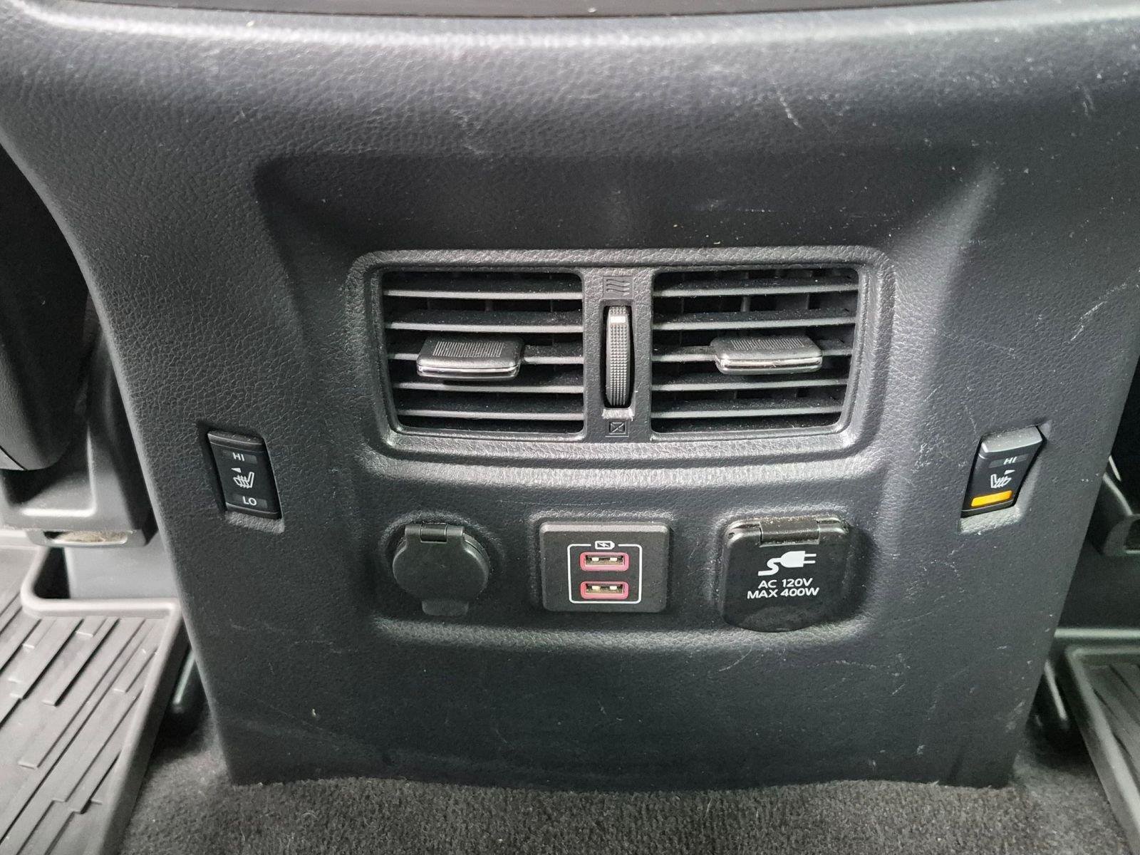 Used 2020 Nissan Titan Platinum Reserve AWD/4WD image 19