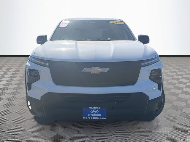 Used 2024 Chevrolet Silverado EV W/T AWD/4WD image 2