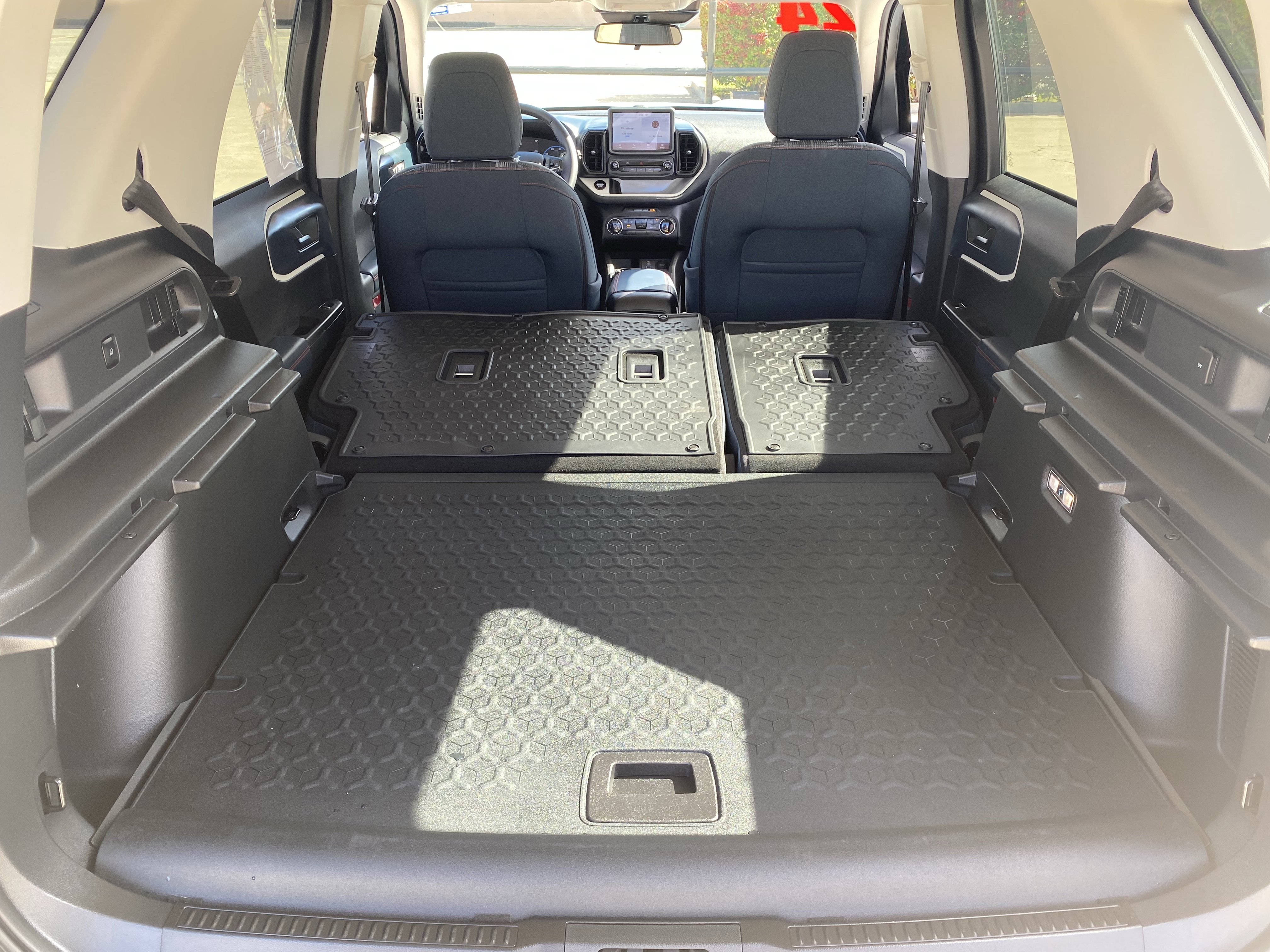 Used 2024 Ford Bronco Sport Heritage w/ Heritage Convenience Package image 27