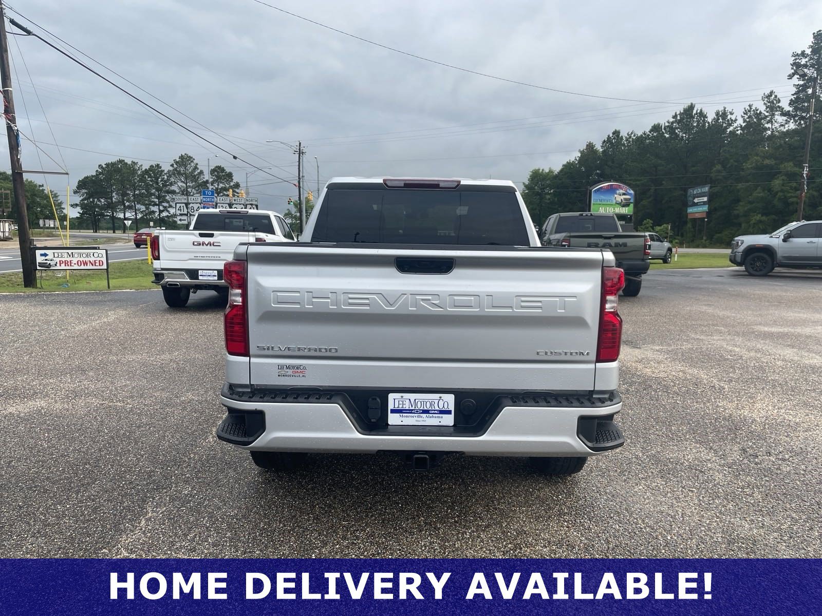 Used 2022 Chevrolet Silverado 1500 Custom image 10