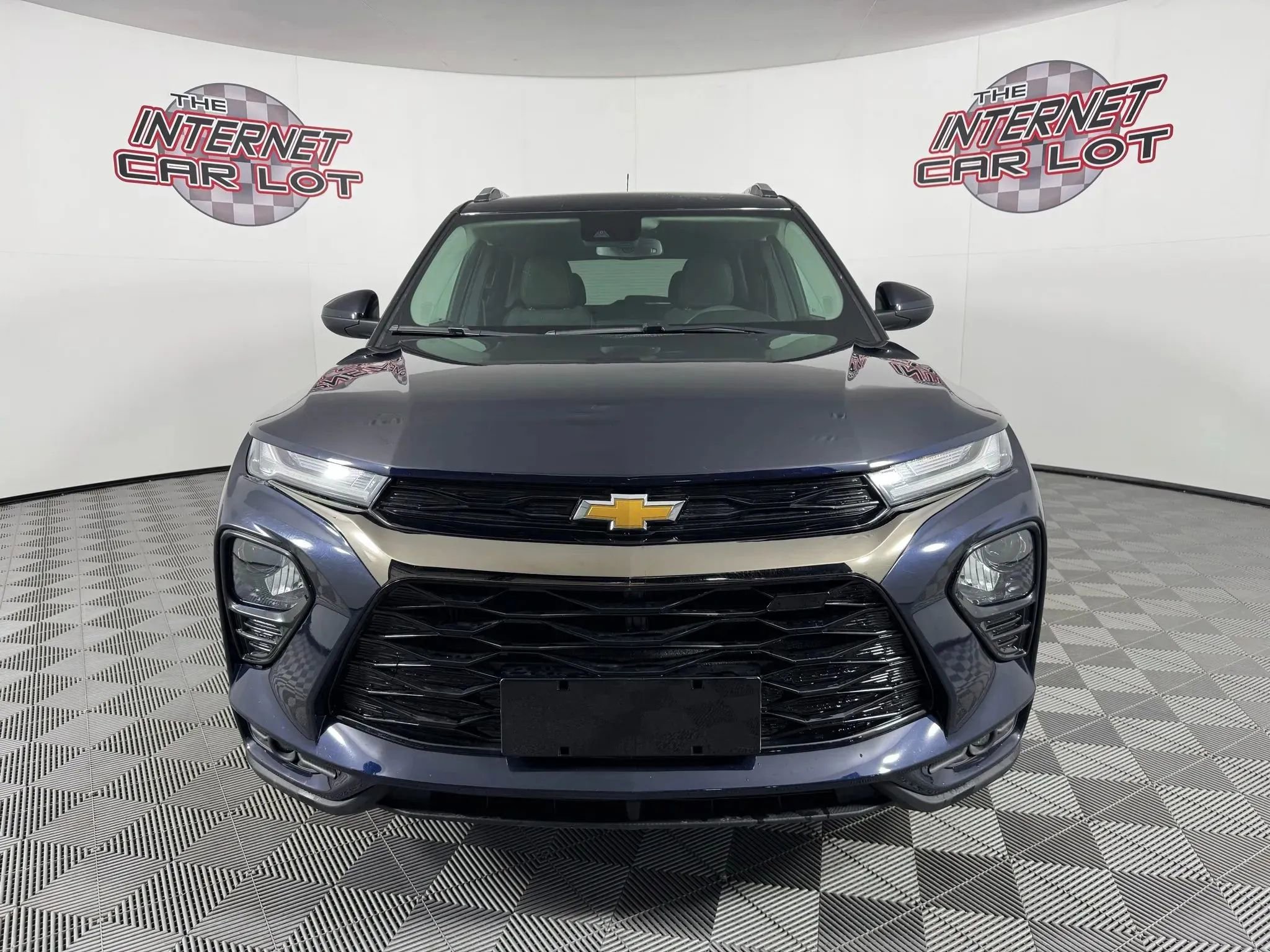 Used 2021 Chevrolet TrailBlazer LT w/ Convenience Package image 2
