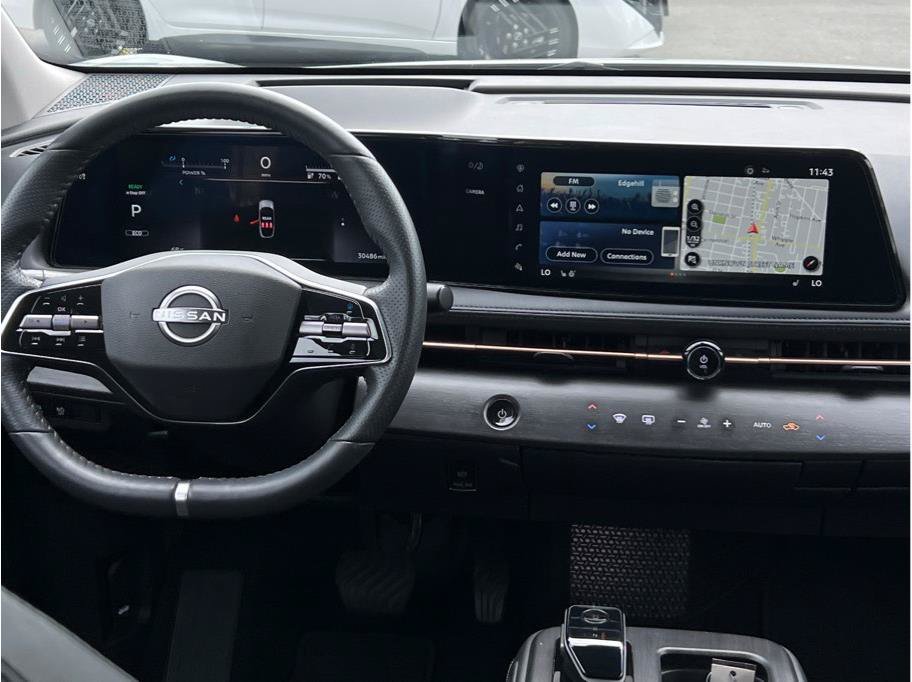 Used 2023 Nissan Ariya FWD image 11