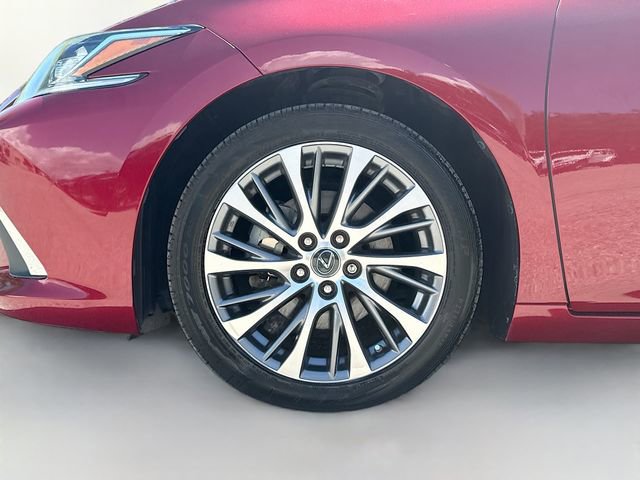 Used 2019 Lexus ES 300h FWD image 40