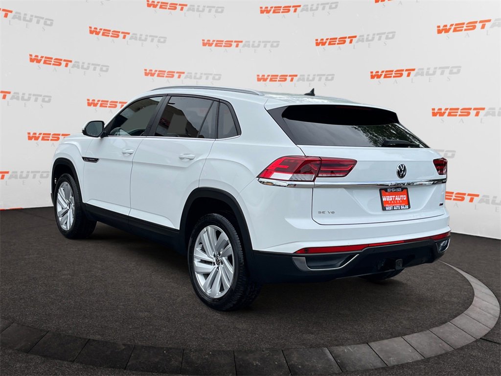 Used 2022 Volkswagen Atlas Cross Sport SE image 3
