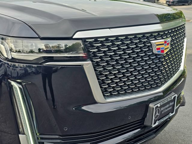 Used 2023 Cadillac Escalade ESV Premium Luxury w/ Performance Package AWD/4WD image 3