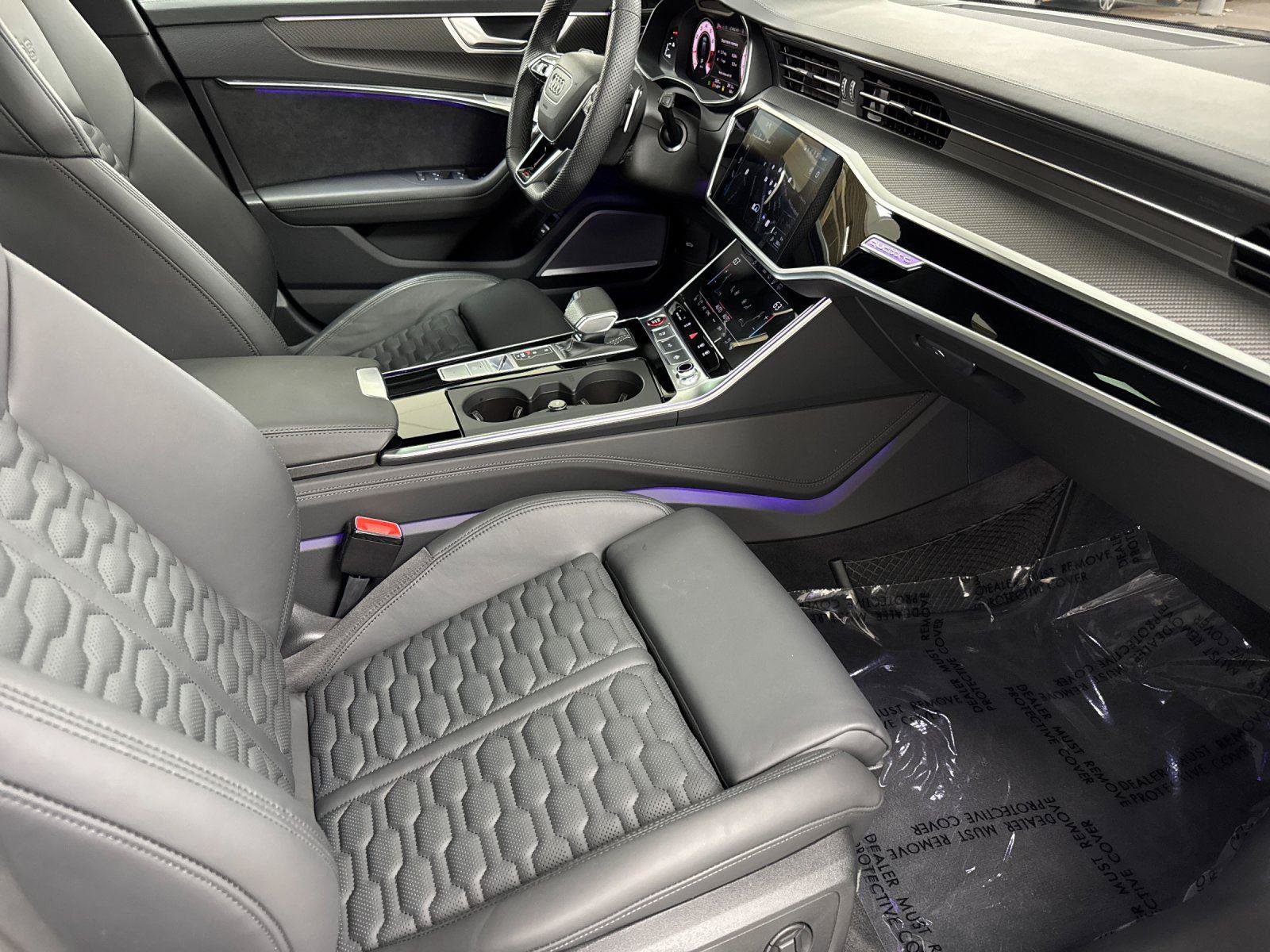 Certified 2024 Audi RS 6 performance AWD/4WD image 16