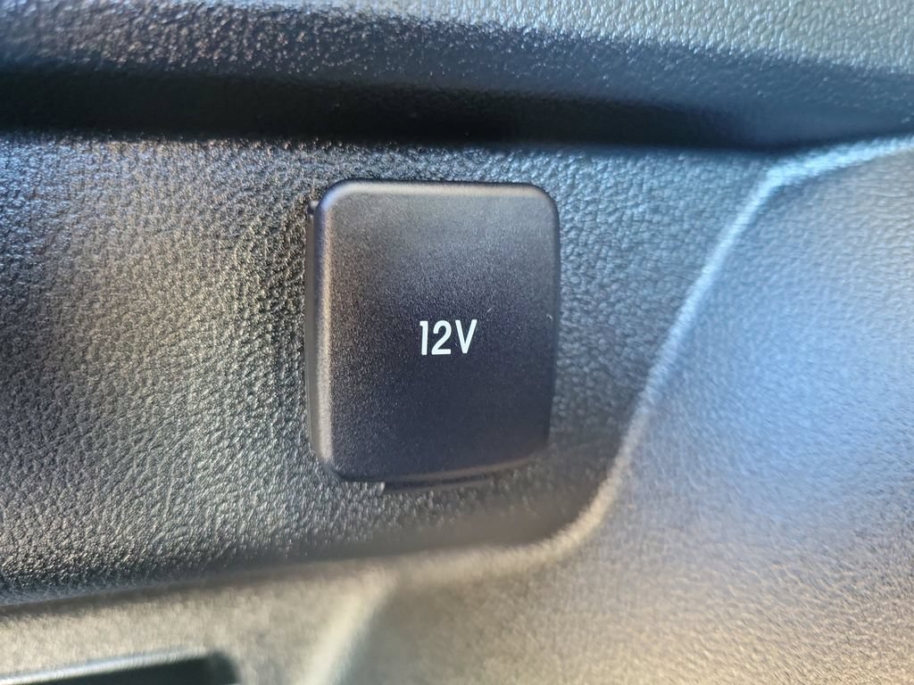 Used 2023 Ford Escape Active w/ Tech Pack #2 AWD/4WD image 9