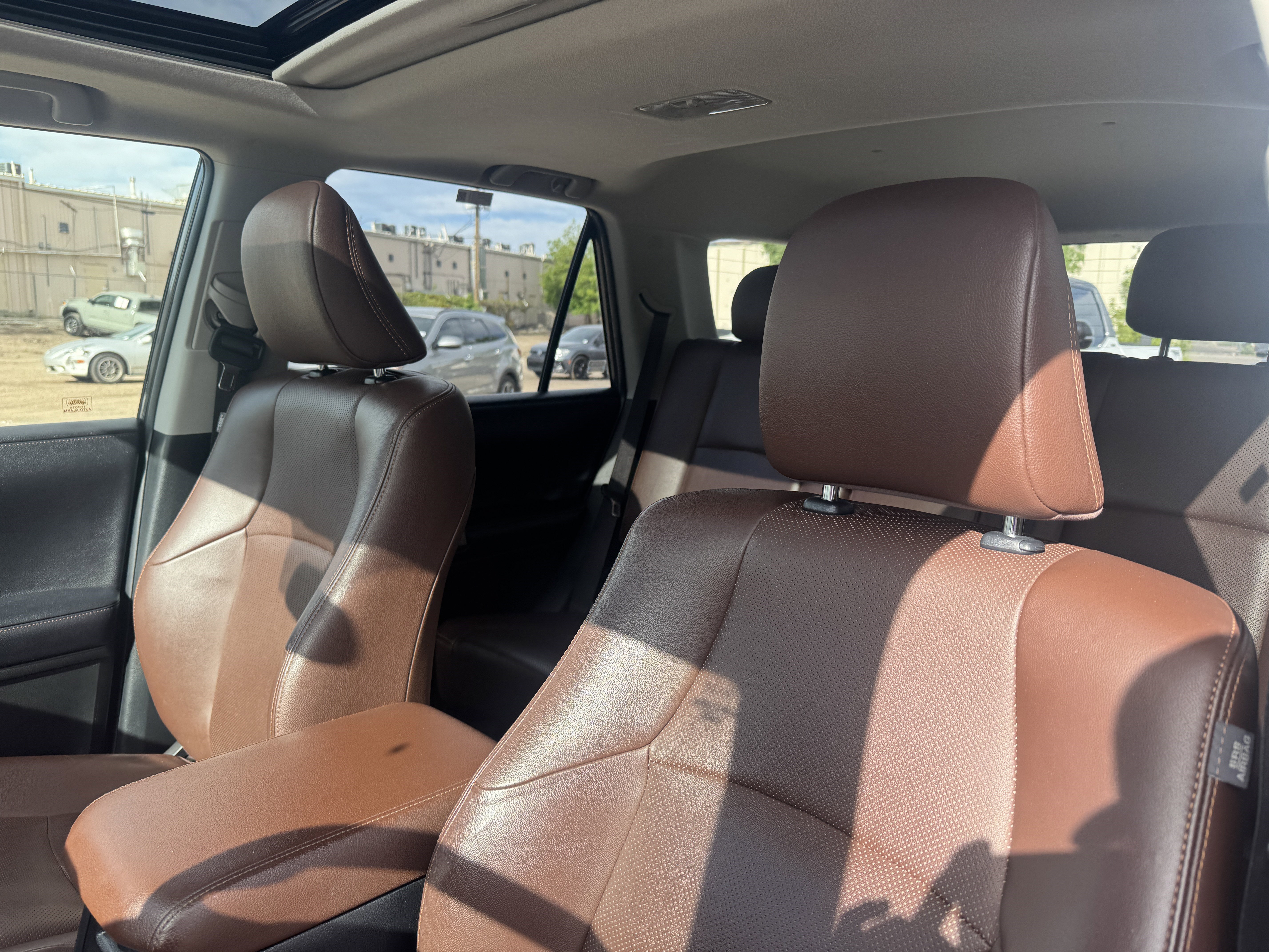 Used 2019 Toyota 4Runner Limited AWD/4WD image 23