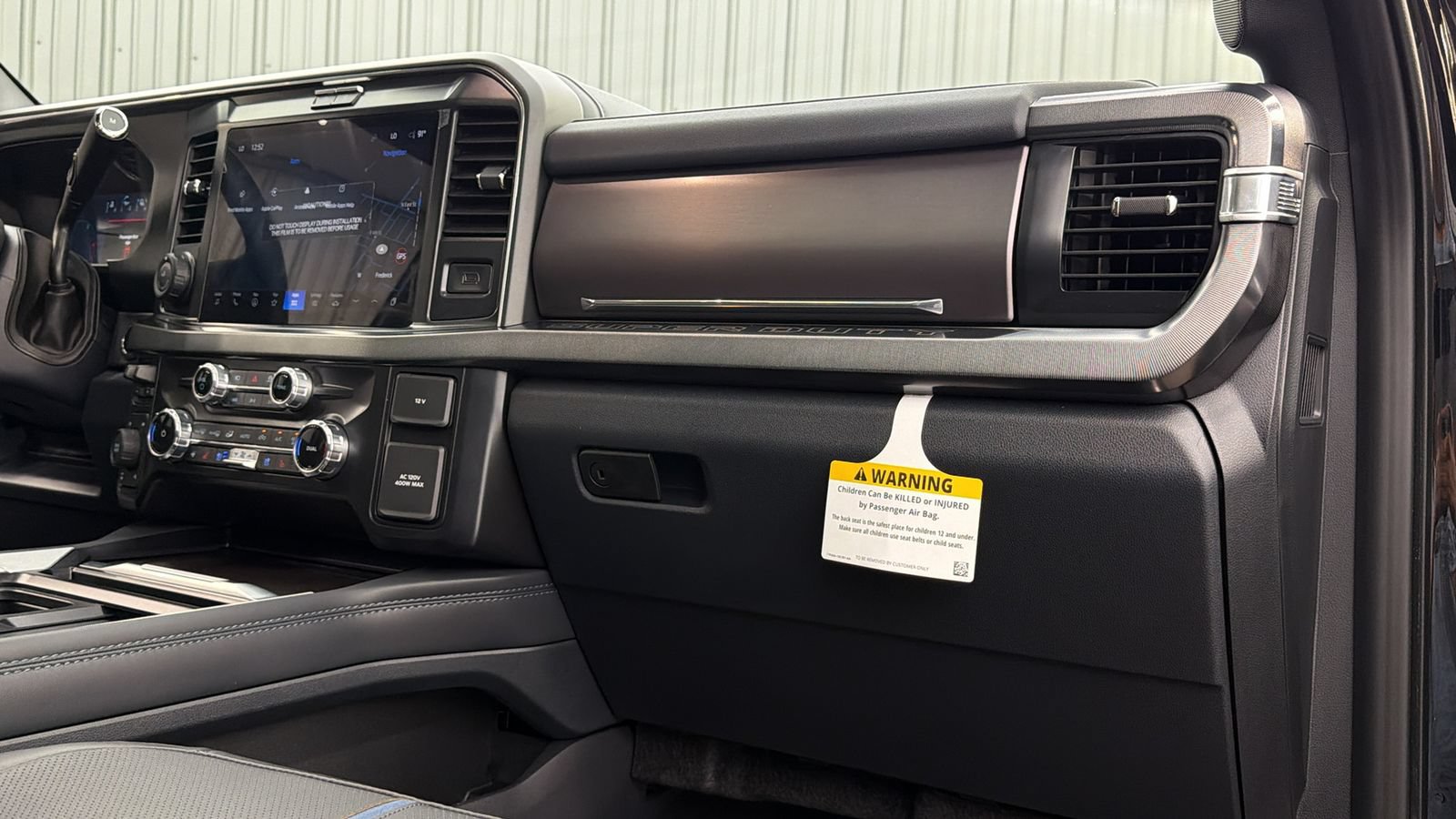 Used 2026 Ford F350 Platinum w/ FX4 Off-Road Package AWD/4WD image 39