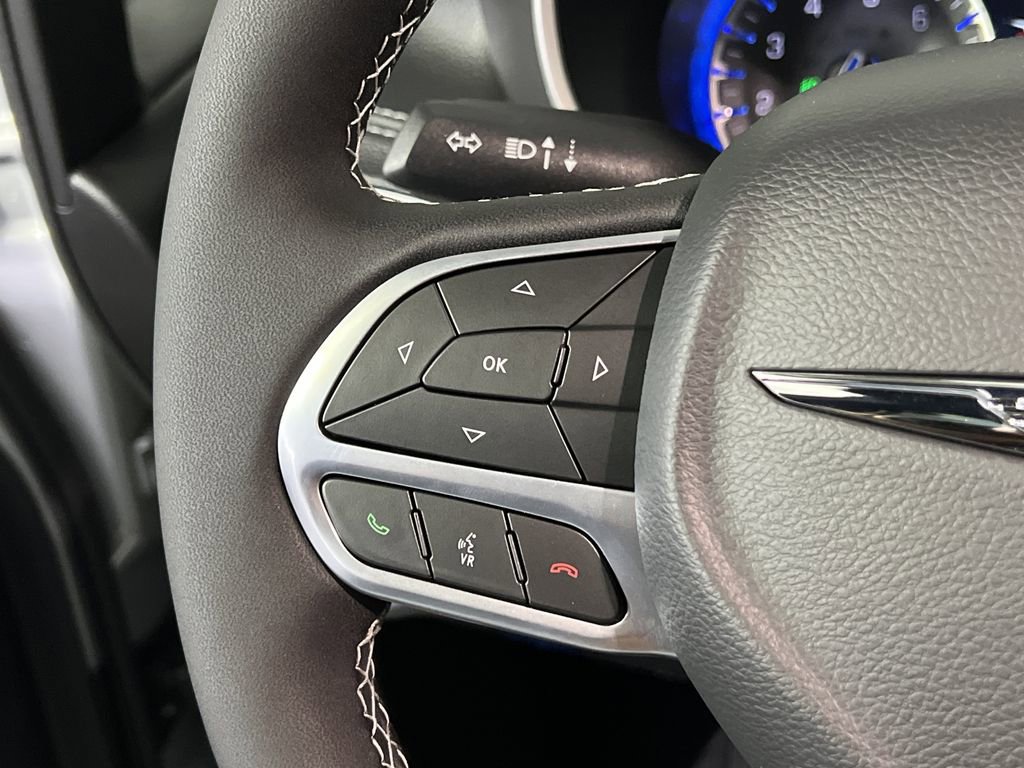 New 2026 Chrysler Pacifica Select image 15
