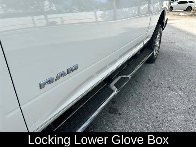 Certified 2026 RAM 2500 Big Horn AWD/4WD image 33