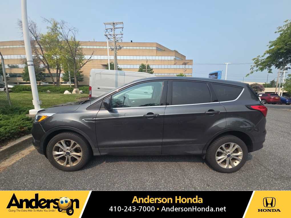 Used 2019 Ford Escape SE