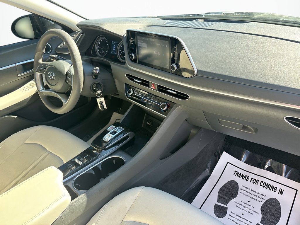 Used 2023 Hyundai Sonata SE w/ Cargo Package FWD image 14