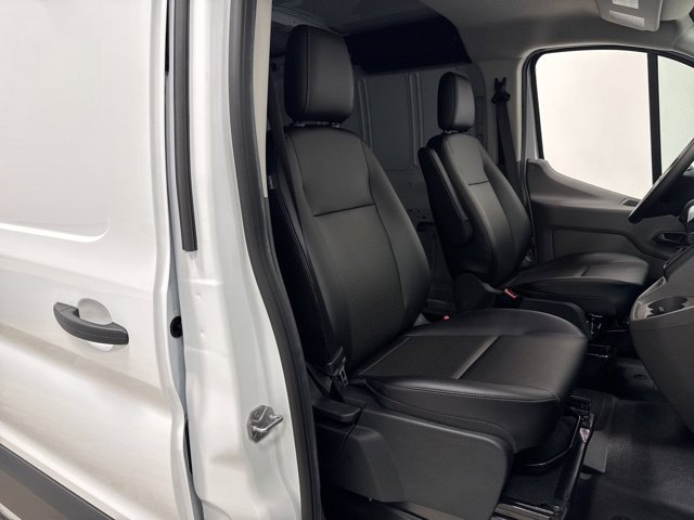 New 2026 Ford Transit 250 Low Roof RWD image 27