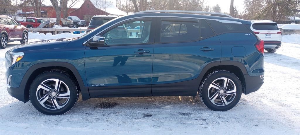 Used 2021 GMC Terrain SLT w/ Infotainment Package II image 4