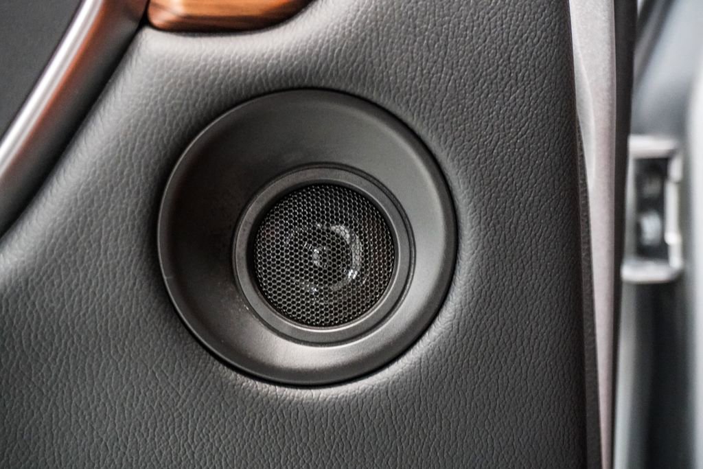 Used 2019 Honda CR-V Touring image 11