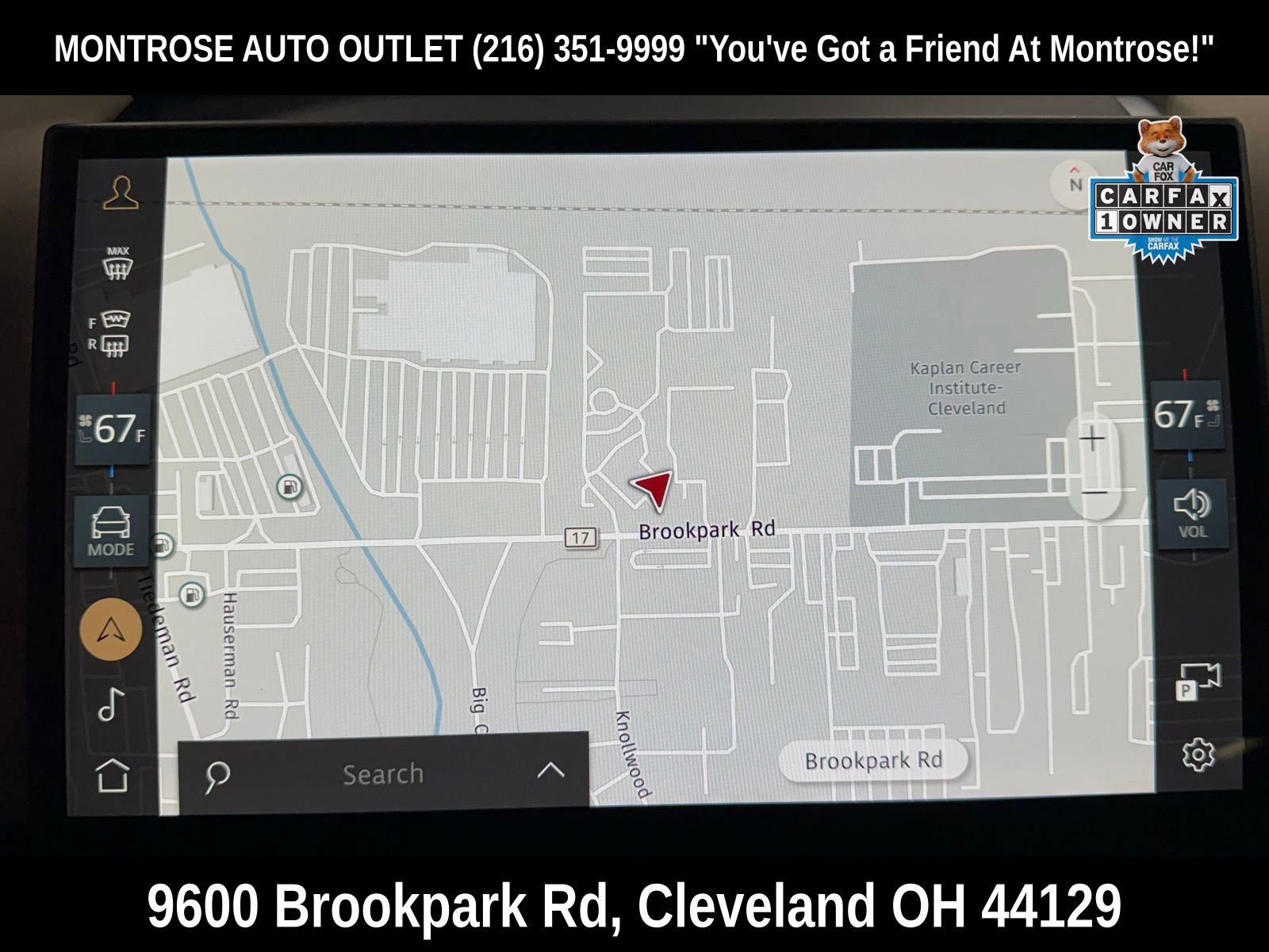 Used 2025 Land Rover Discovery Sport S image 27