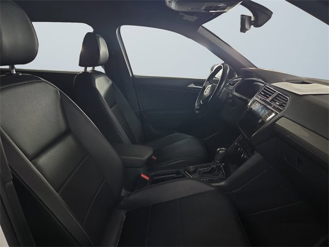 Used 2019 Volkswagen Tiguan SEL Premium R-Line image 14