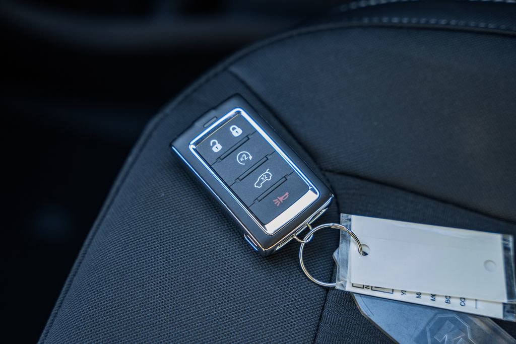 New 2025 Jeep Grand Cherokee Laredo X w/ Luxury Tech Group I image 42