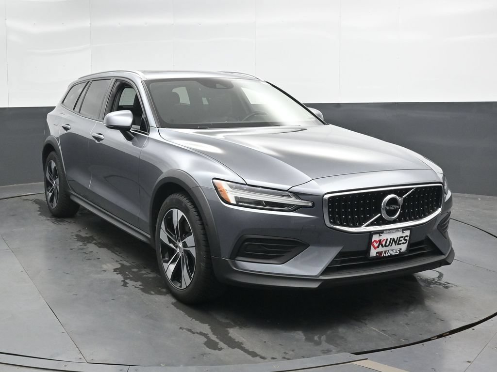 Used 2020 Volvo V60 T5 Cross Country w/ Protection Package AWD/4WD image 6