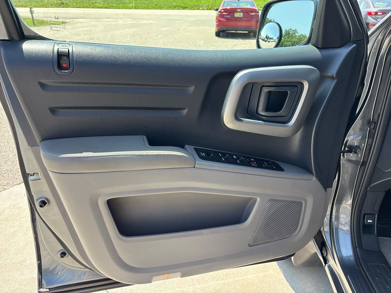 Used 2013 Honda Ridgeline RTL image 21