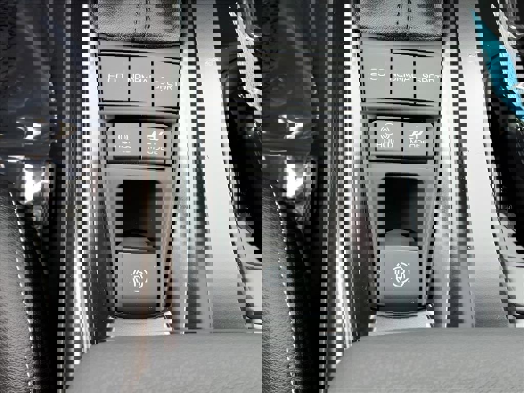 Used 2026 Toyota Camry SE image 20