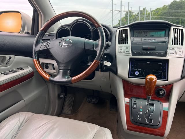 Used 2006 Lexus RX 330 FWD image 15