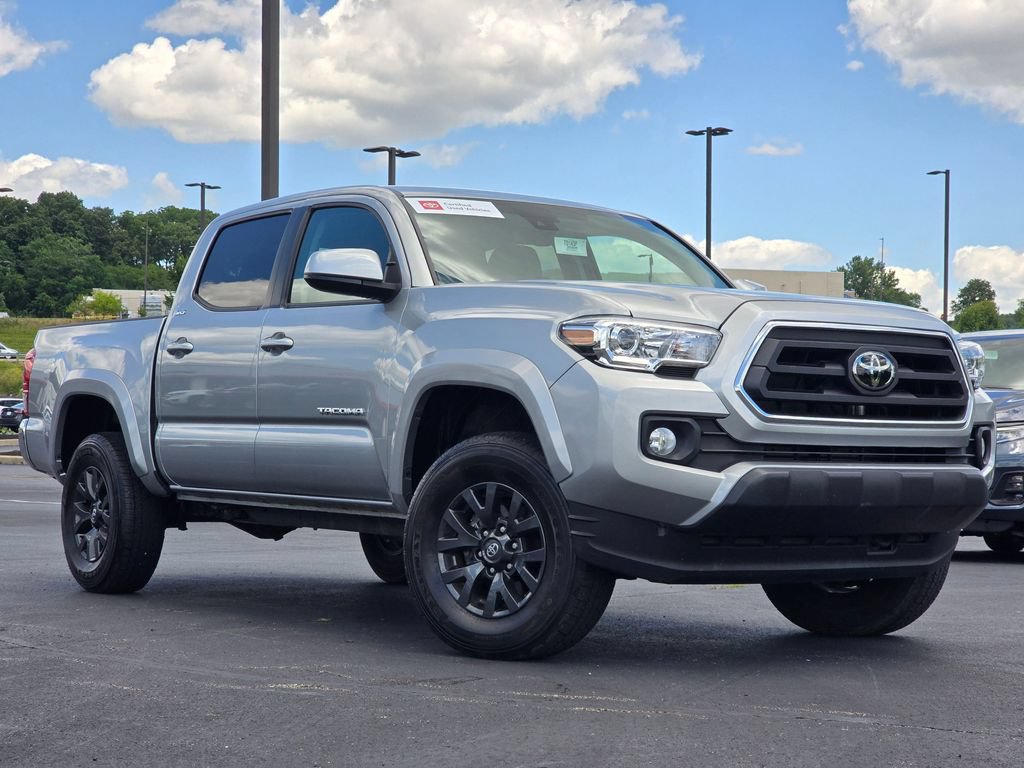 Certified 2023 Toyota Tacoma SR5 AWD/4WD image 2