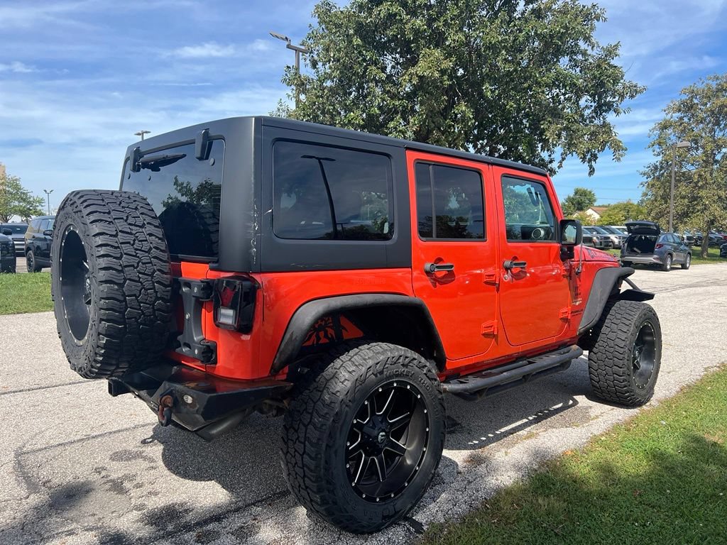 Used 2015 Jeep Wrangler Unlimited Sahara w/ Dual Top Group AWD/4WD image 5
