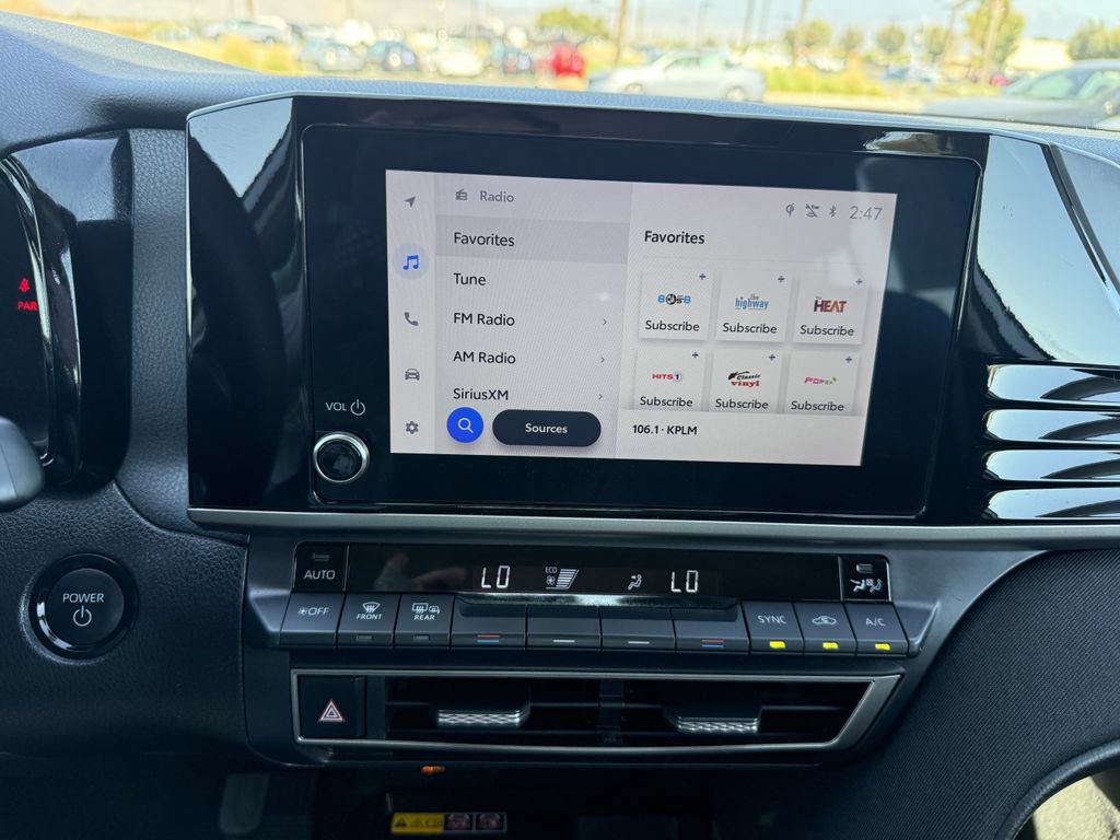 Used 2025 Toyota Camry LE FWD image 17