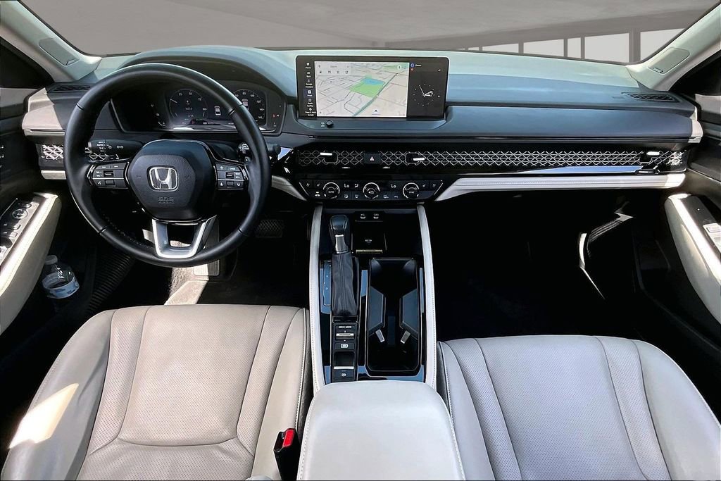 Certified 2023 Honda Accord Touring image 7