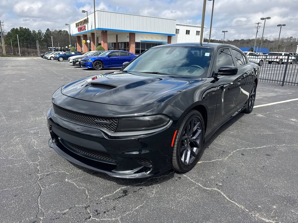 Used 2023 Dodge Charger R/T w/ Blacktop Package image 2