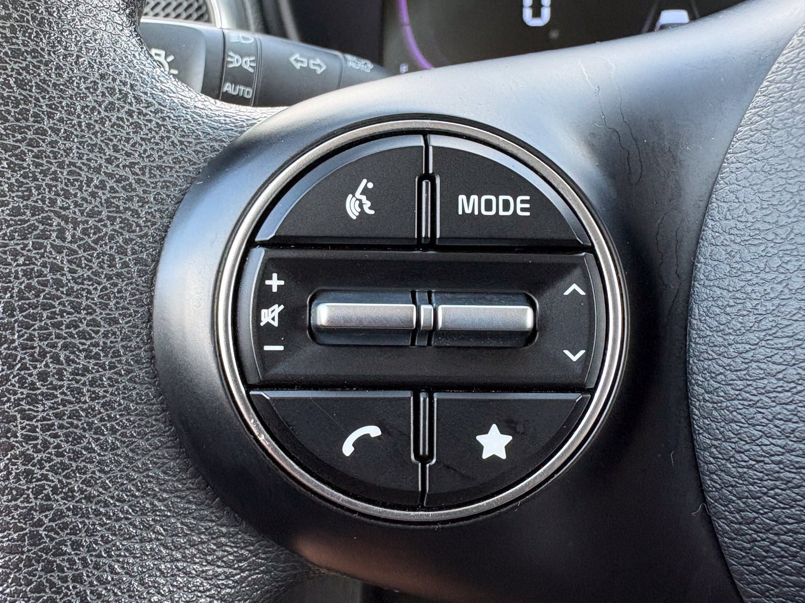 Used 2024 Kia Soul LX FWD image 15