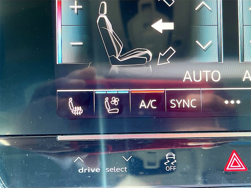 Used 2021 Audi A6 Premium Plus w/ Premium Plus Package image 21